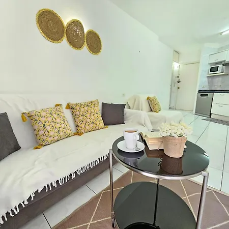 New Ocean Symphony With Terrace, Cristianos, Tenerife Arona (Tenerife)