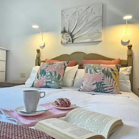 New Ocean Symphony With Terrace, Cristianos, Tenerife * Arona (Tenerife)